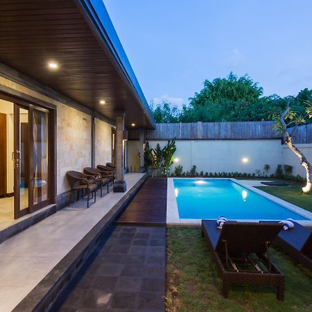 Paisa Villa Seminyak Exterior foto